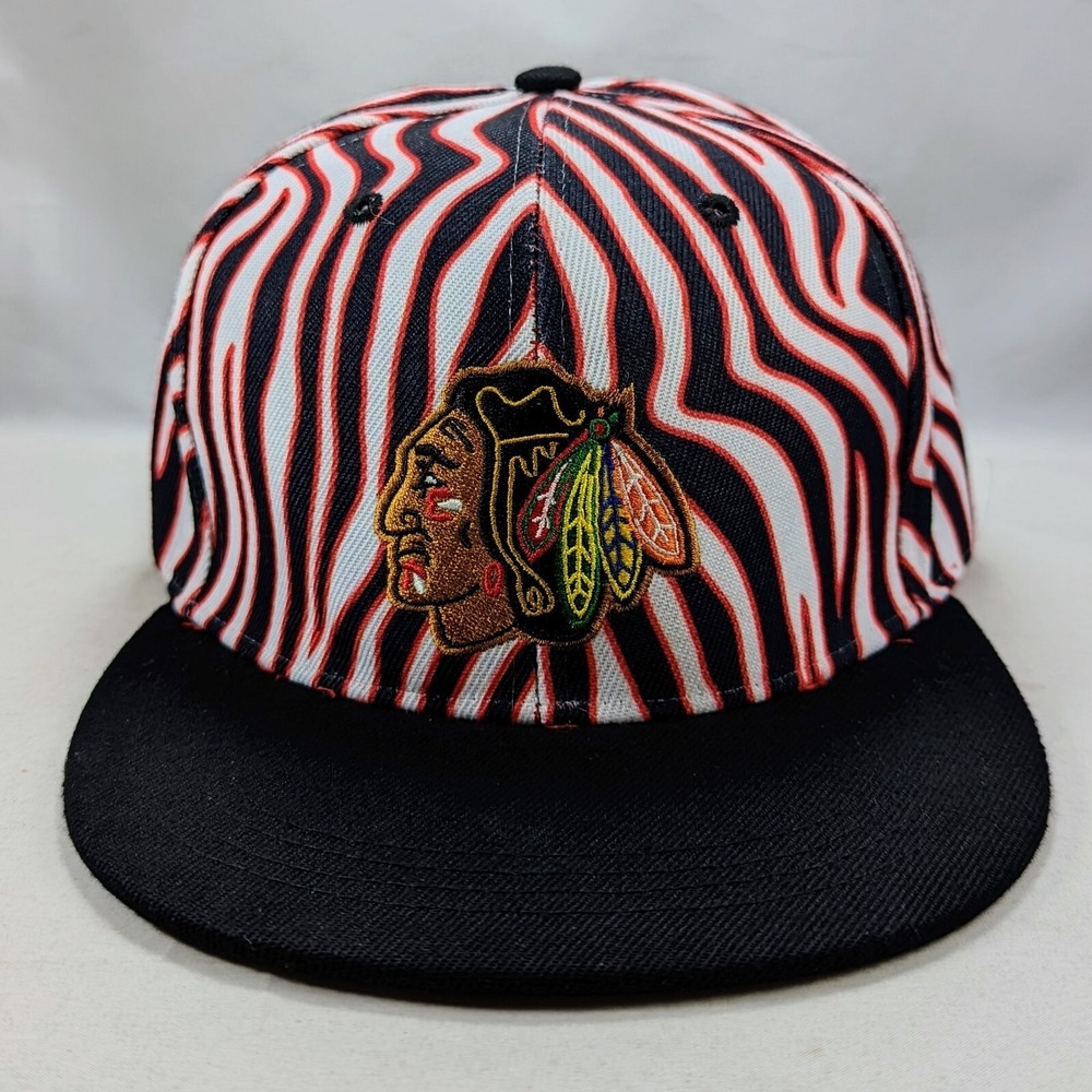 Blackhawks Bud Light Retro Hat Seriesโ Zubaz 1990s Tiger Hat Cap NHL Snapback